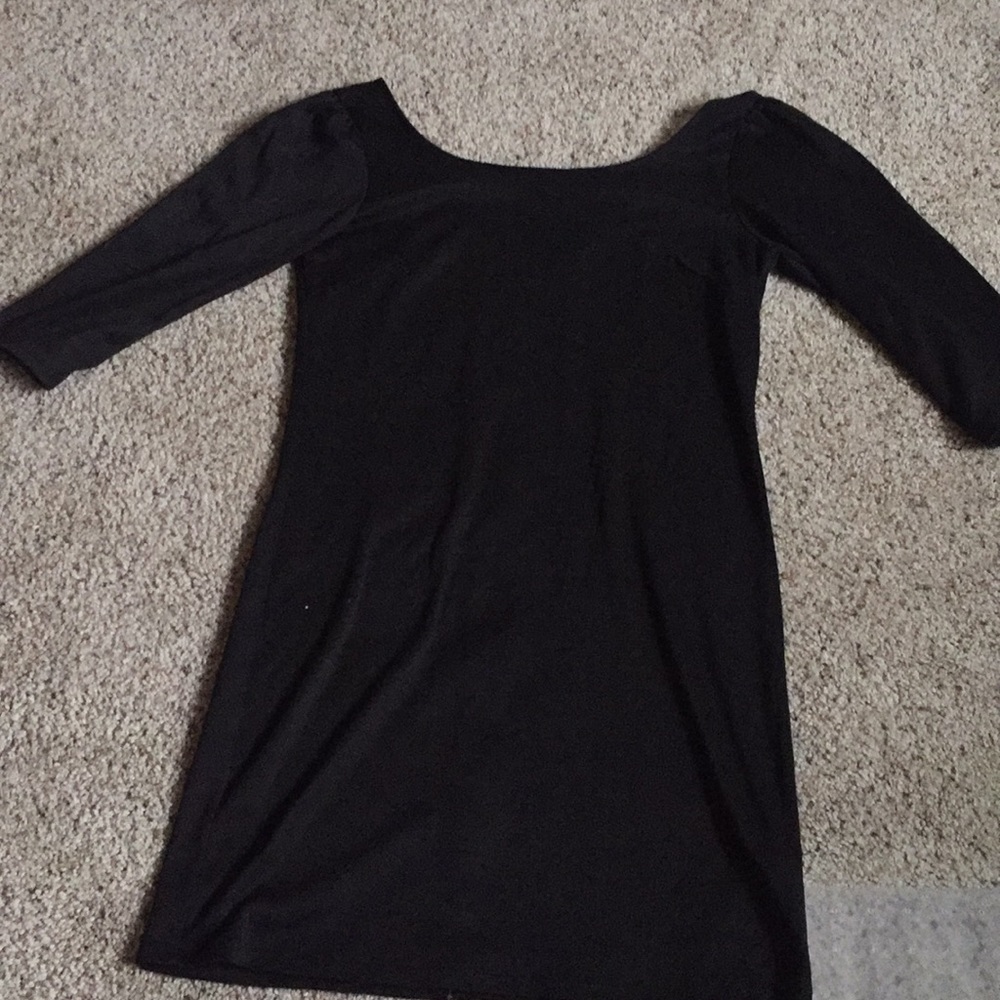 Black Off-the Shoulder Dress (Medium)